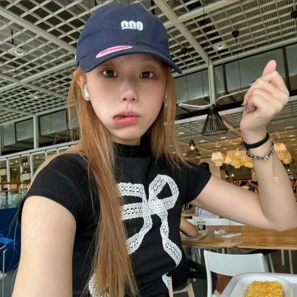 毕竟是巫女